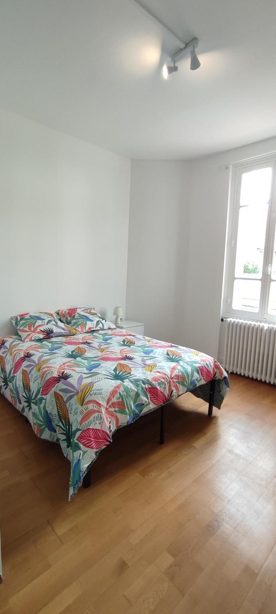 Maison Charmante Avec Patio ! Бурж Екстериор снимка